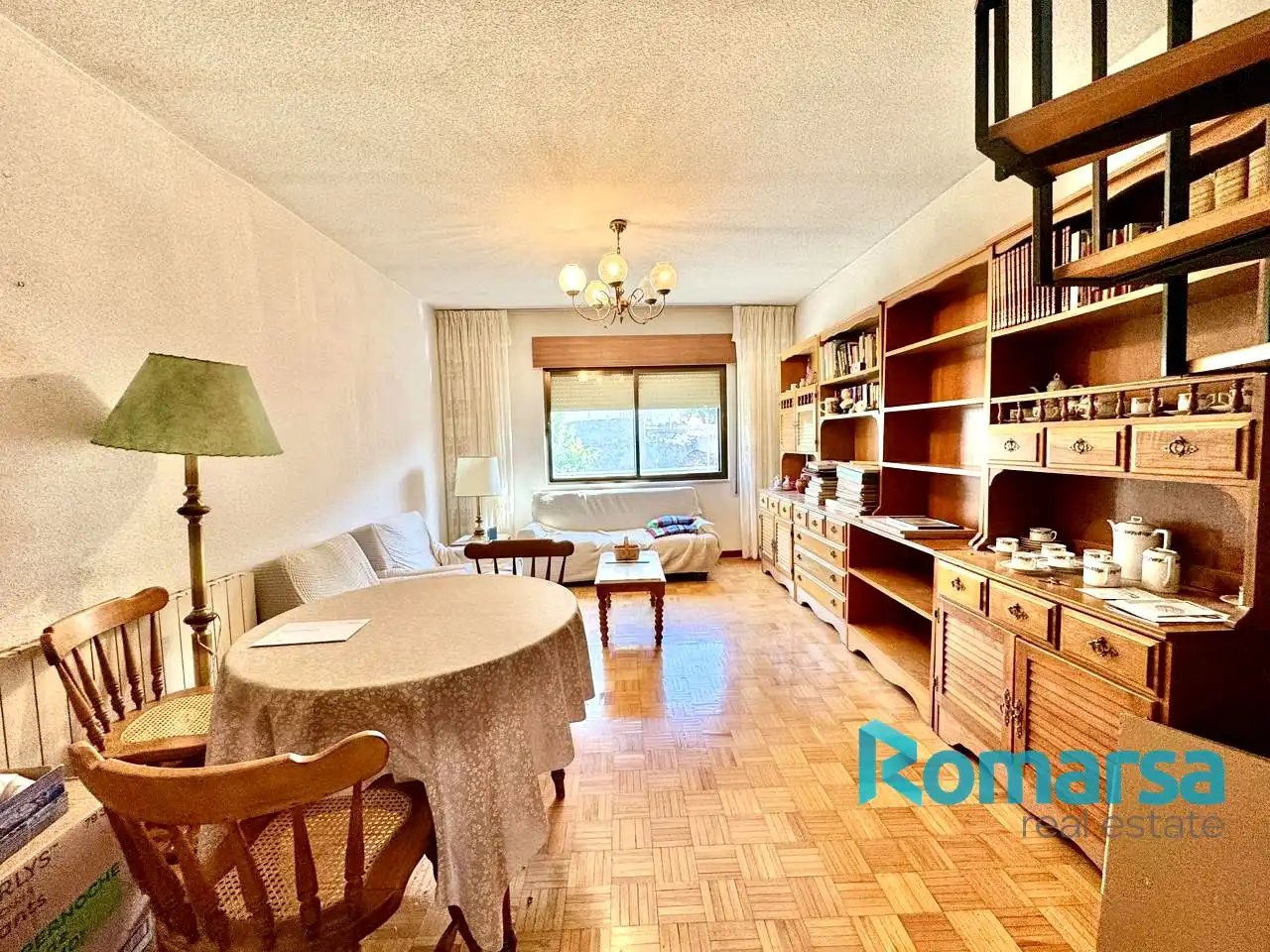 Sala de estar de Piso en venta en Ávila con Calefacción, Parquet y Trastero