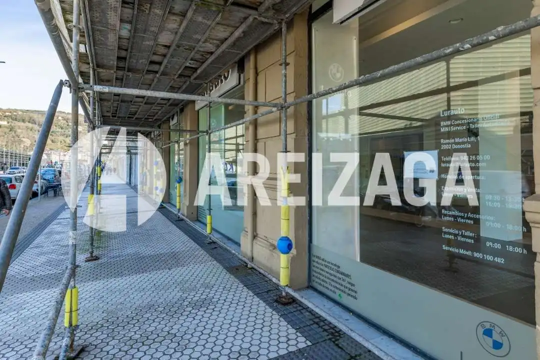 Gewerbefläche zur Miete in Ramón María Lili Pasealekua 1, imagen 14
