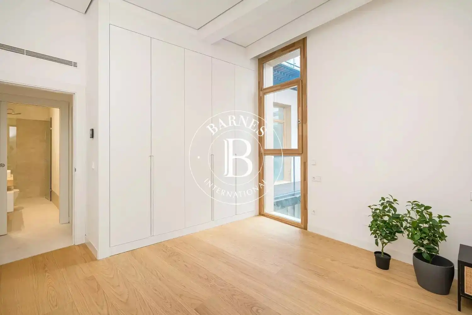 Flat for rent in Madrid  with Air Conditioner, Heating and Storage room