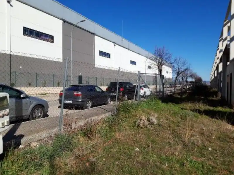 Vista exterior de Nave industrial en venta en Quer