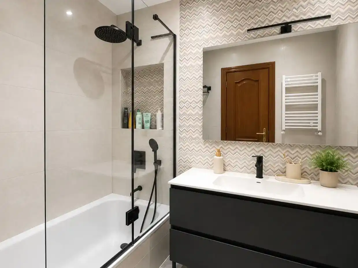 Bathroom of Flat for sale in Andoain  with Air Conditioner and Balcony