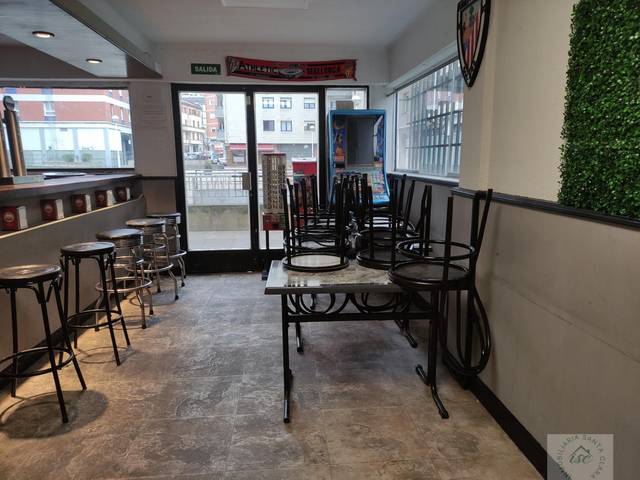 Local comercial en Venta en Santutxu - Basarrate