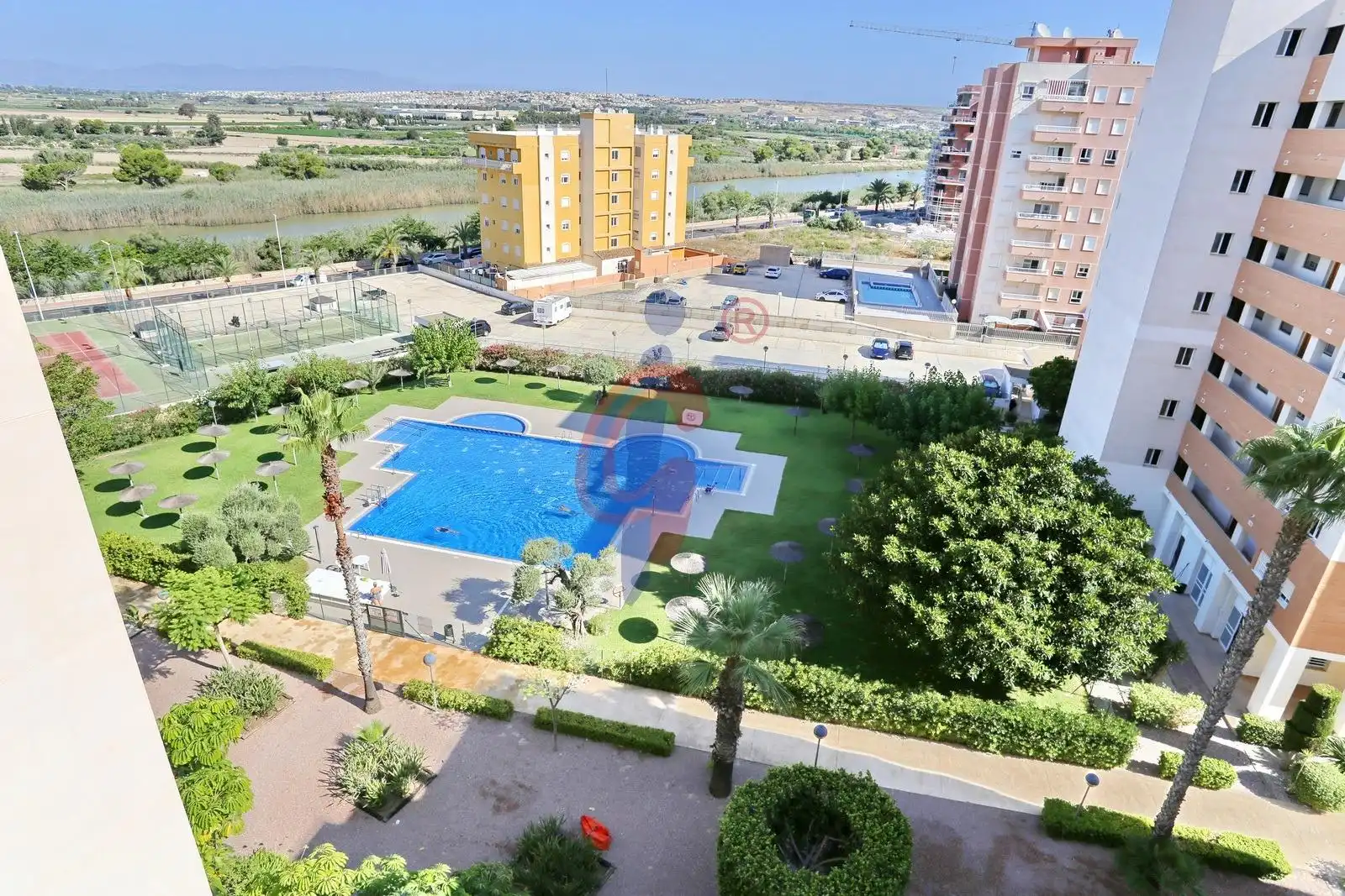 Piscina de Apartamento en venta en Guardamar del Segura con Jardín privado, Terraza y Trastero