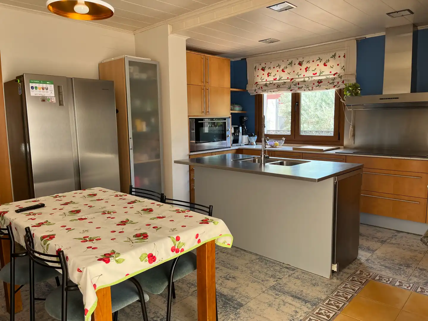 Cuina de Casa o xalet en venda en Vilanova del Vallès amb Aire condicionat, Calefacció i Jardí privat