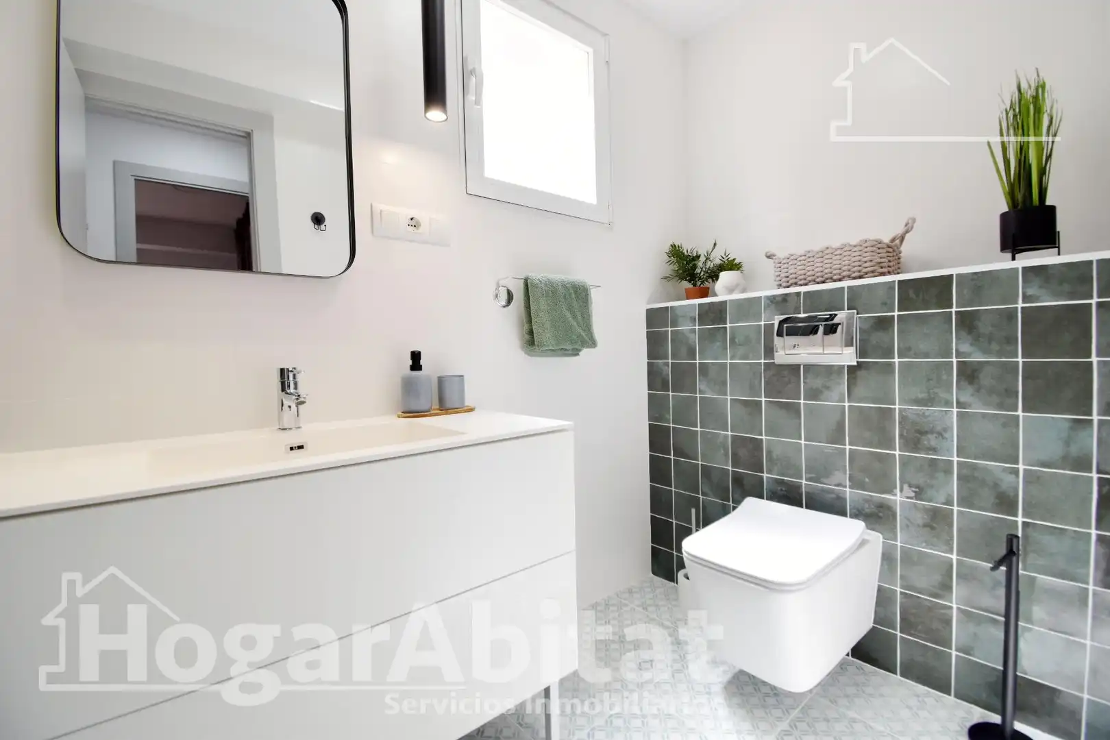 Bathroom of Flat for sale in Cullera  with Air Conditioner, Terrace and Furnished