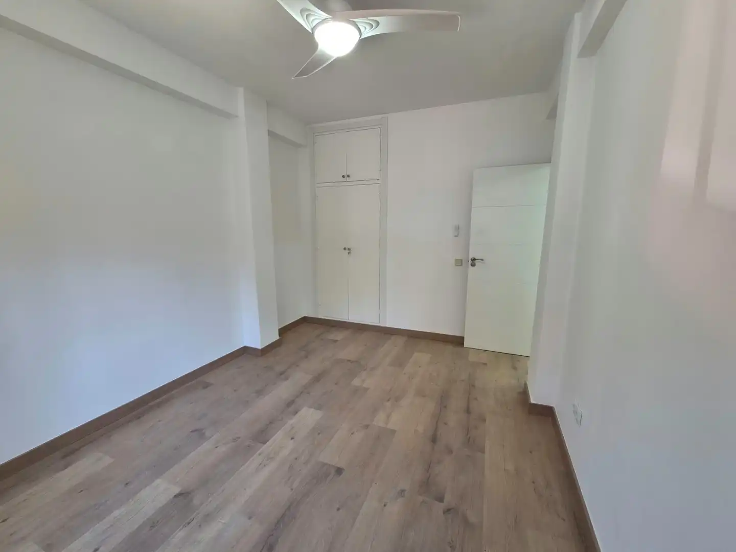 Flat for share in Toledo  with Heating, Parquet flooring and Washing machine