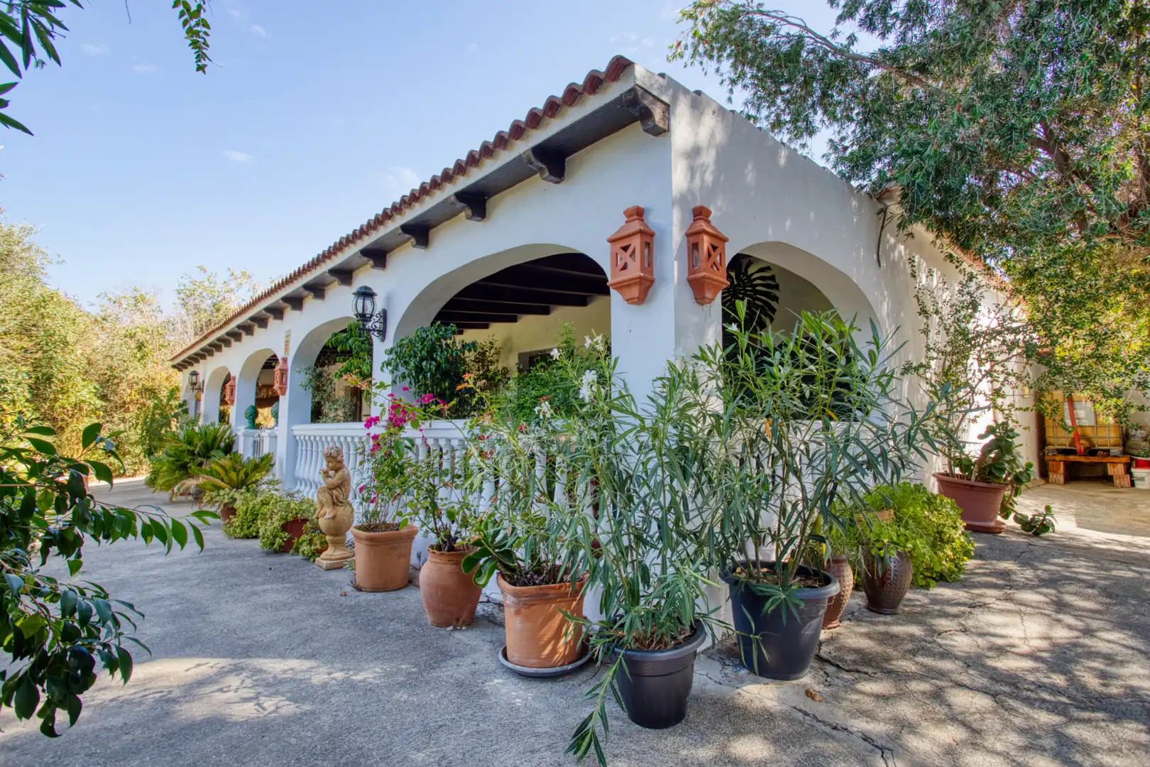 Vista exterior de Casa o chalet en venta en San Martín del Tesorillo con Jardín privado y Terraza
