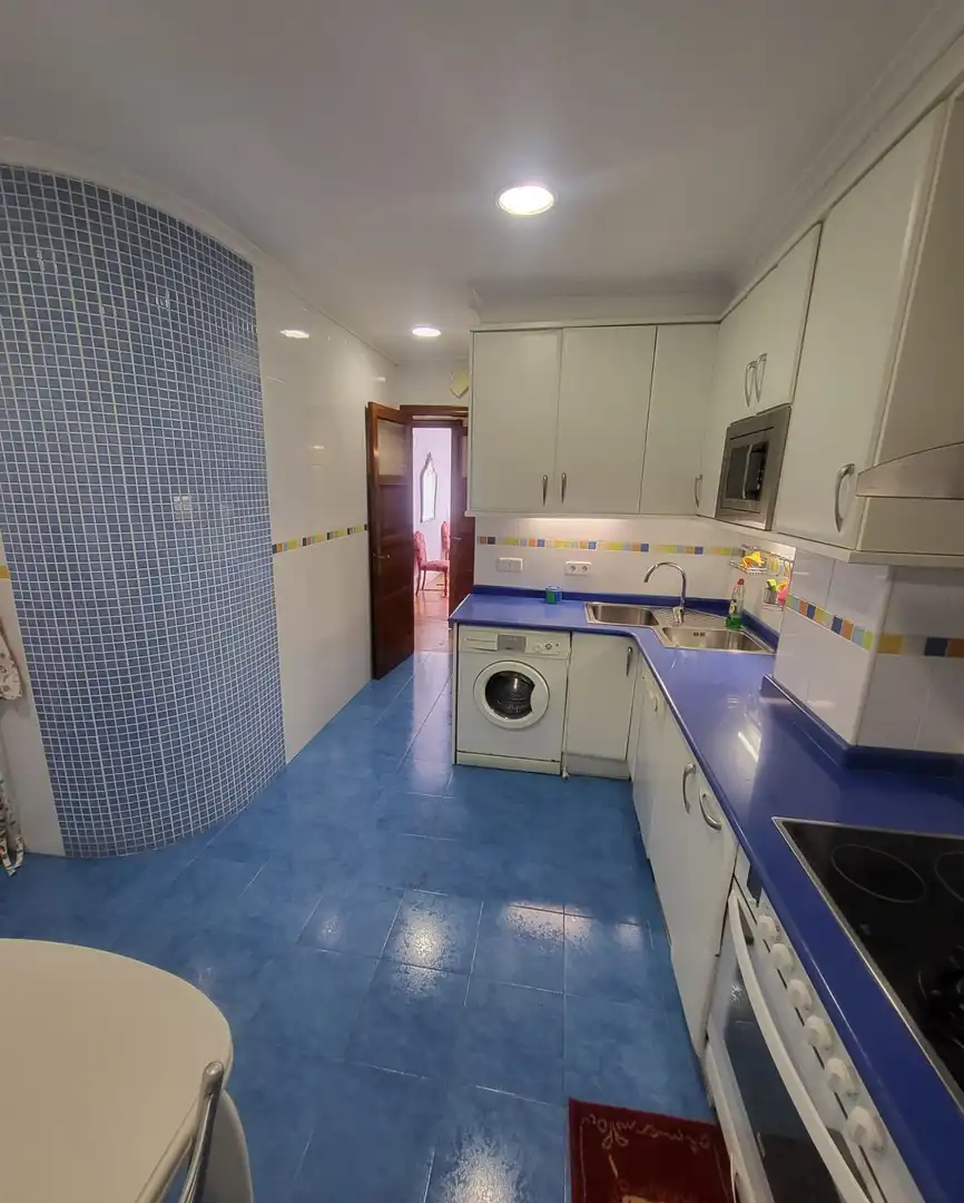 Cuina de Pis en venda en Santander amb Calefacció i Parquet