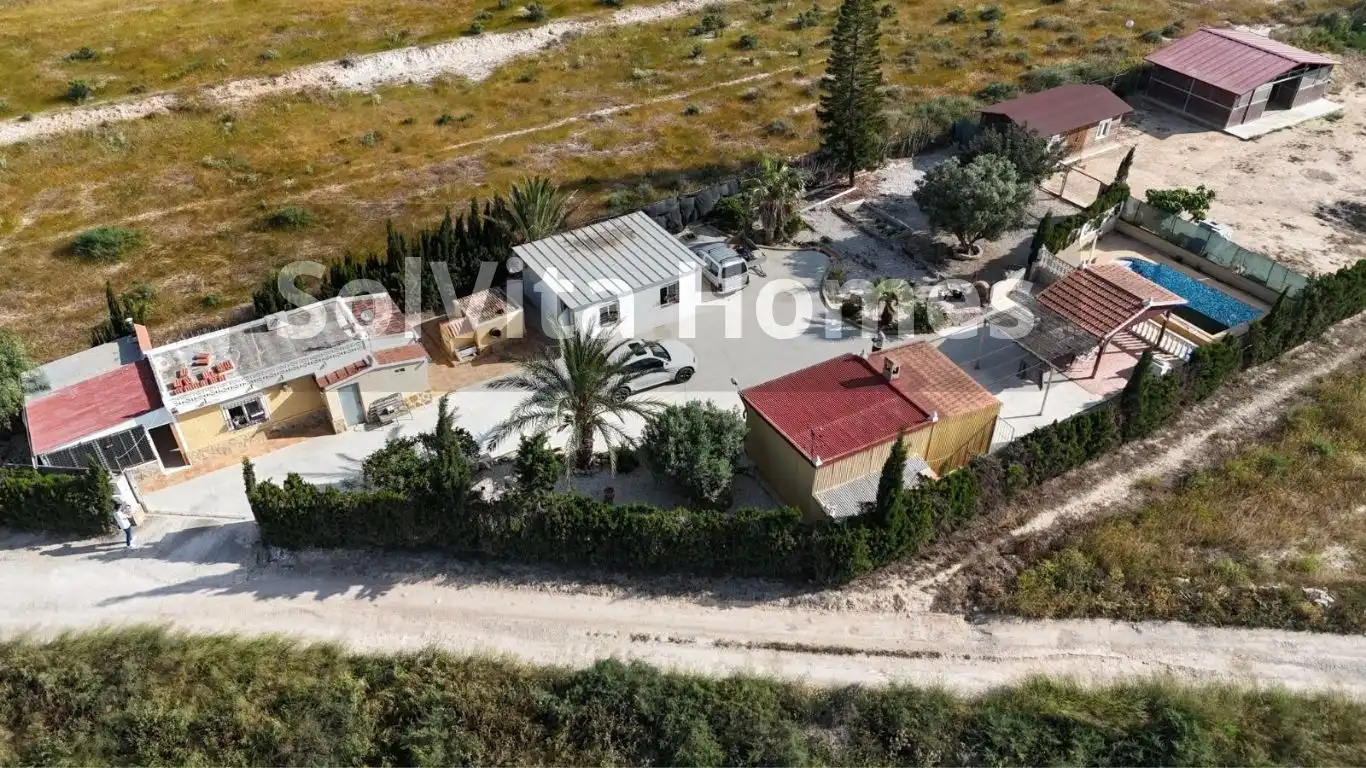 Casa o xalet en venda en Elche / Elx amb Aire condicionat, Jardí privat i Terrassa