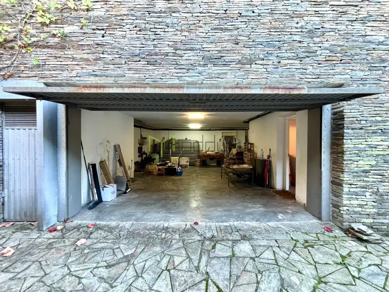 Haus oder Chalet zum Verkauf in Ames mit Heizung, Privatgarten und Terrasse