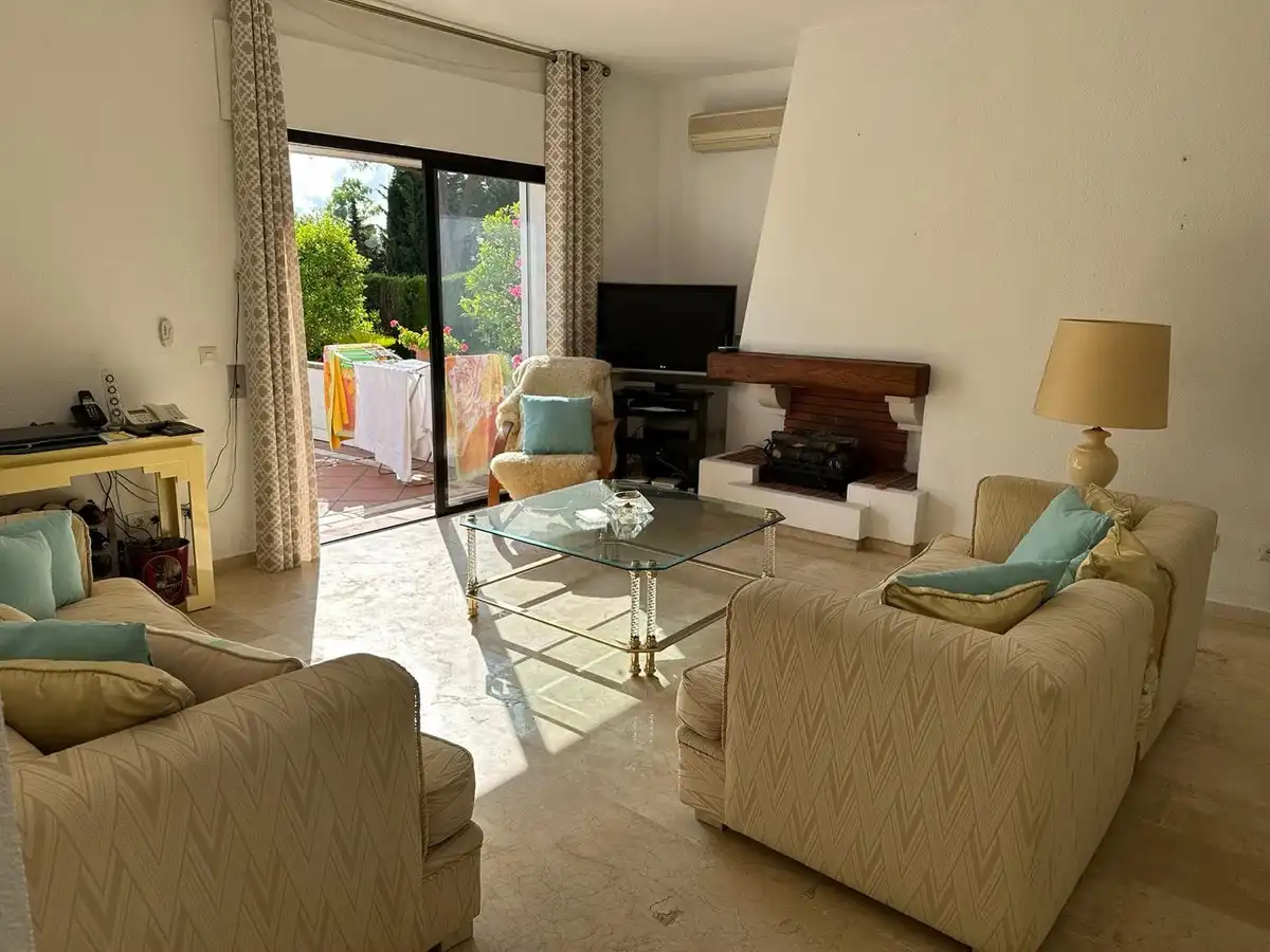 Reihenhaus zum Verkauf in Nueva Andalucía, imagen 12