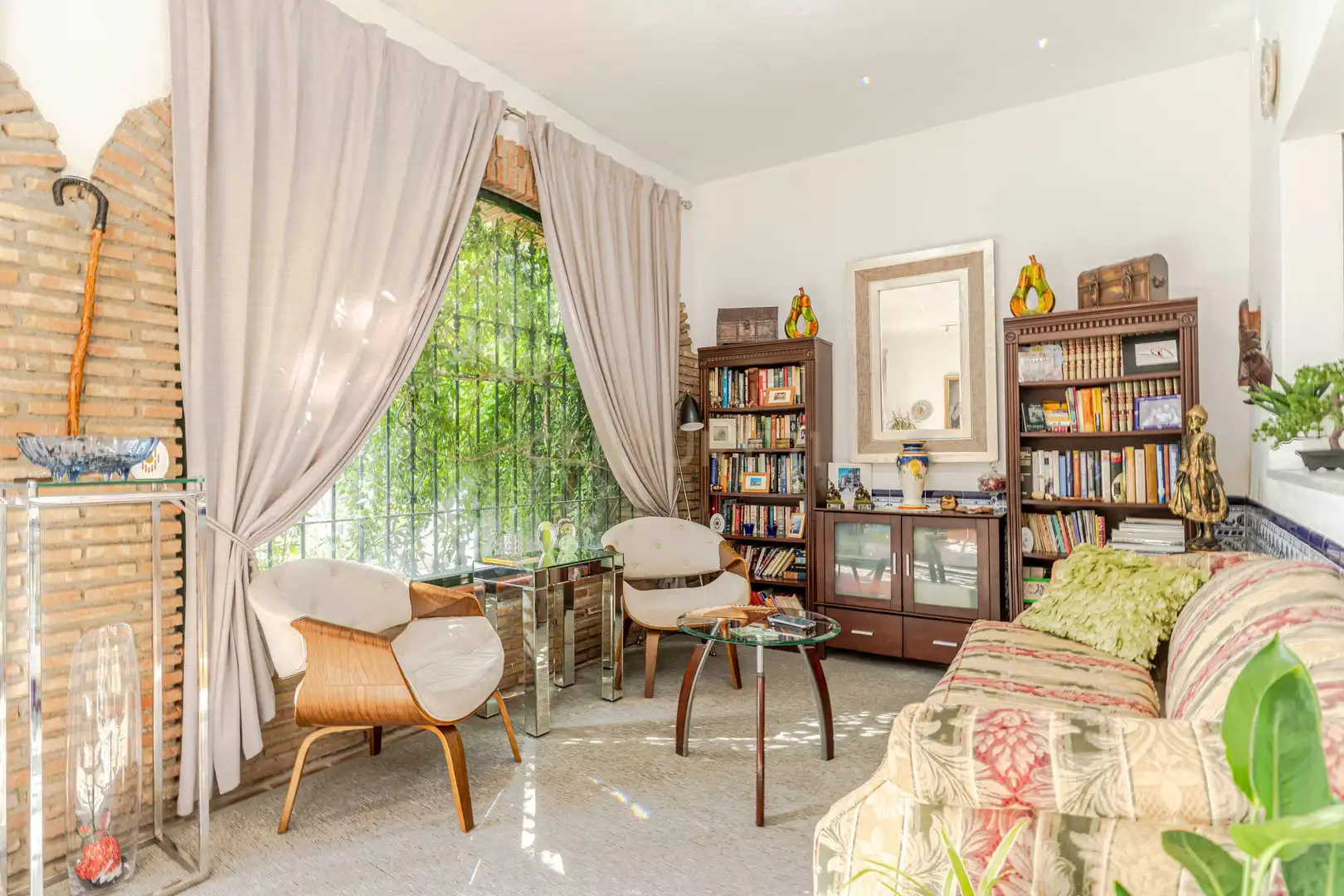 Sala de estar de Casa o chalet en venta en Motril con Aire acondicionado, Jardín privado y Trastero