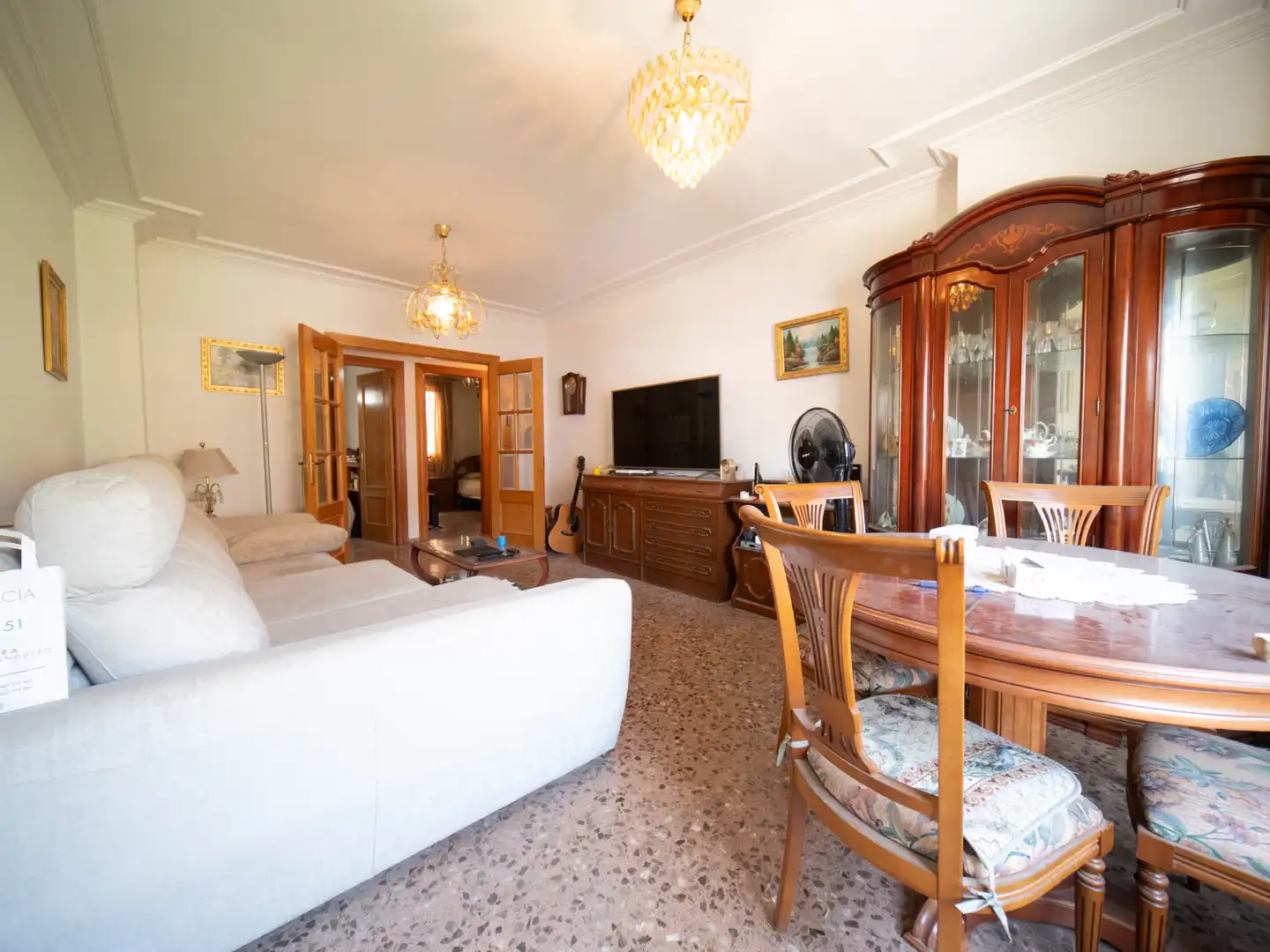 Piso en venta en Calle Ramón Casas, Hospital