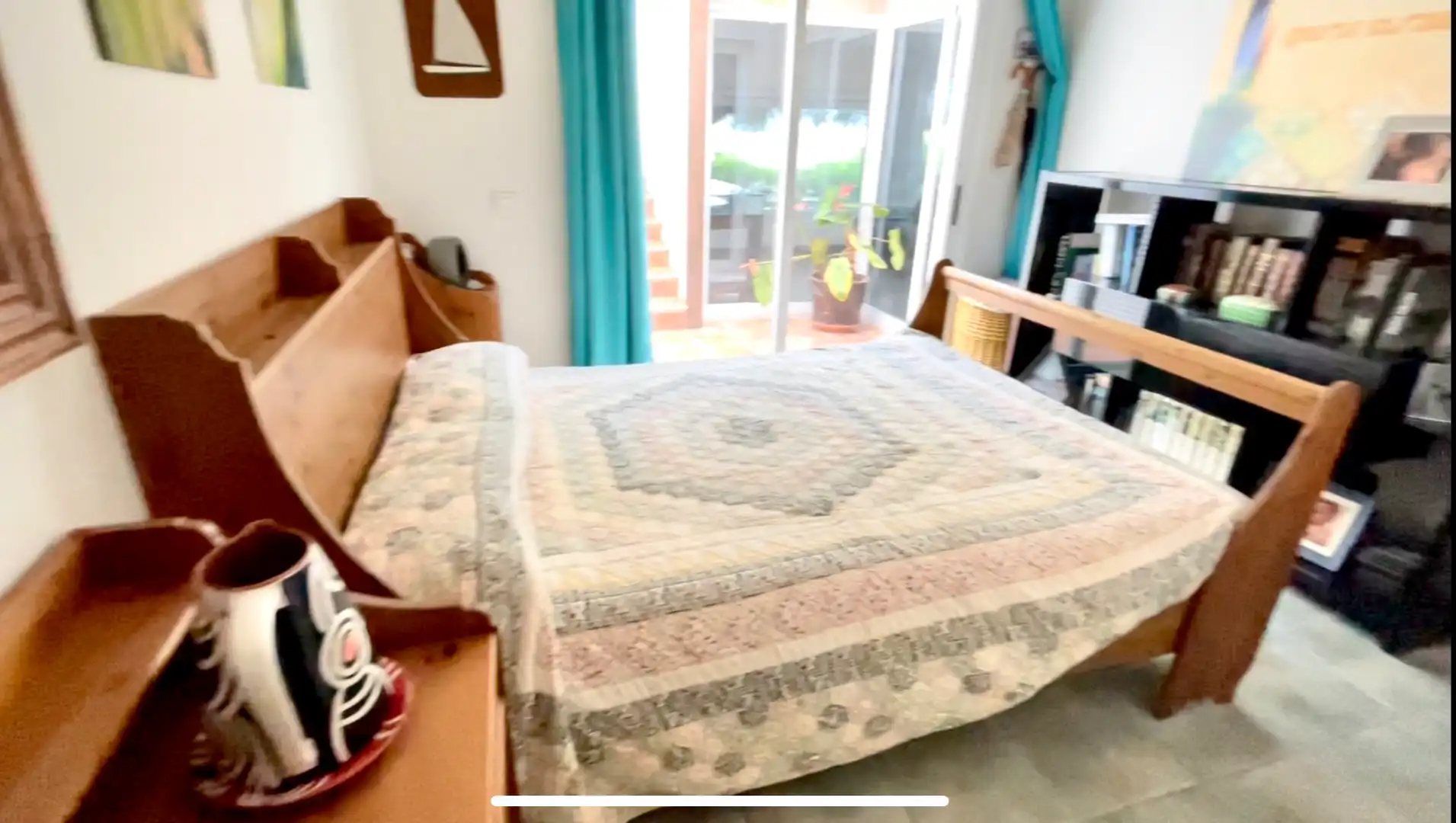 Dormitori de Casa adosada en venda en Granadilla de Abona amb Jardí privat, Terrassa i Piscina
