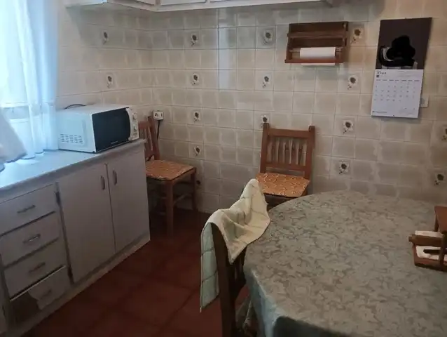 Cuina de Pis en venda en Ciutadella de Menorca amb Aire condicionat i Moblat