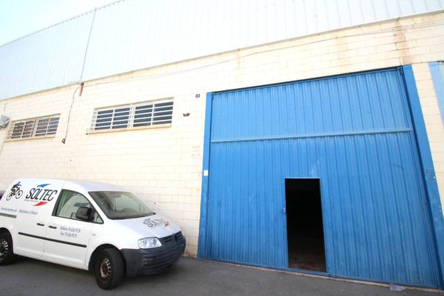 Nave industrial en Alquiler en Pla de la Vallonga
