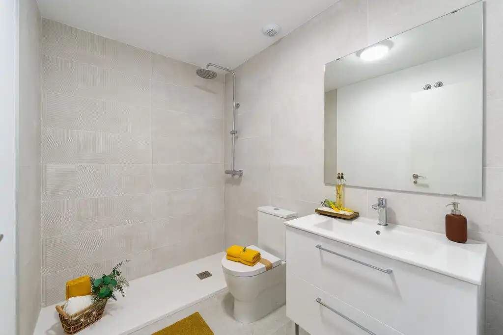 Apartamento con piscina en venta en Benalmádena pueblo, imagen 19