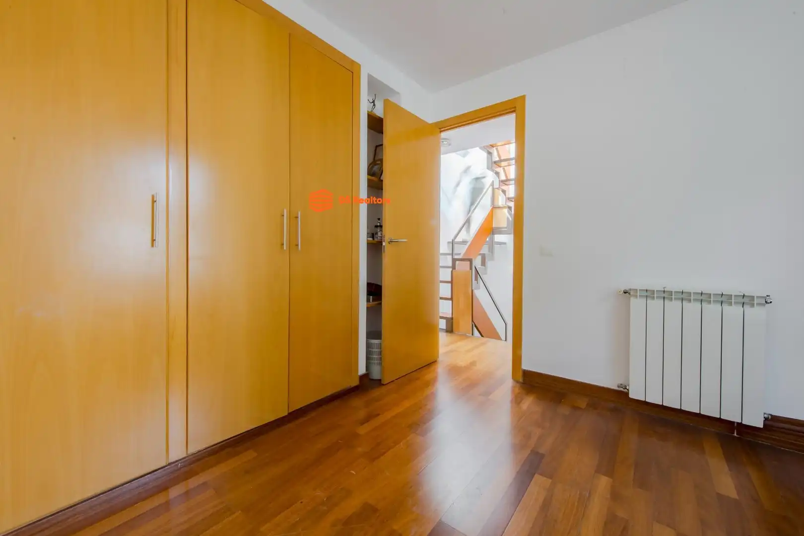 Casa adosada en venda en Madrid amb Aire condicionat, Calefacció i Terrassa