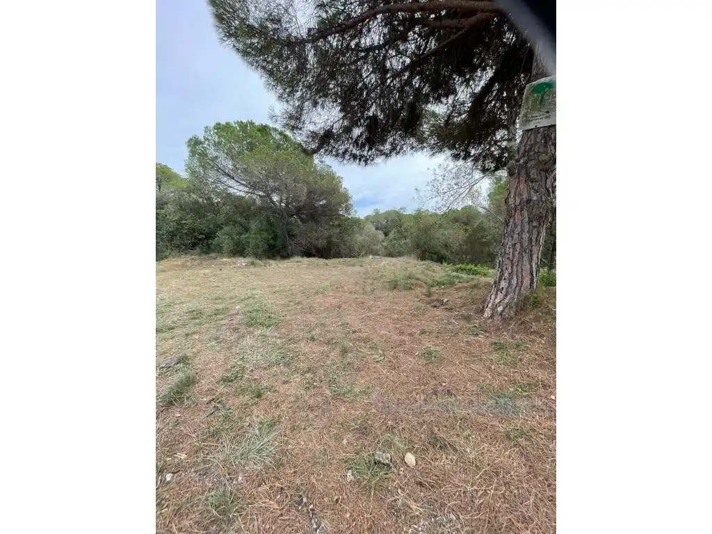 Terreny residencial en venda a Calle Corcega