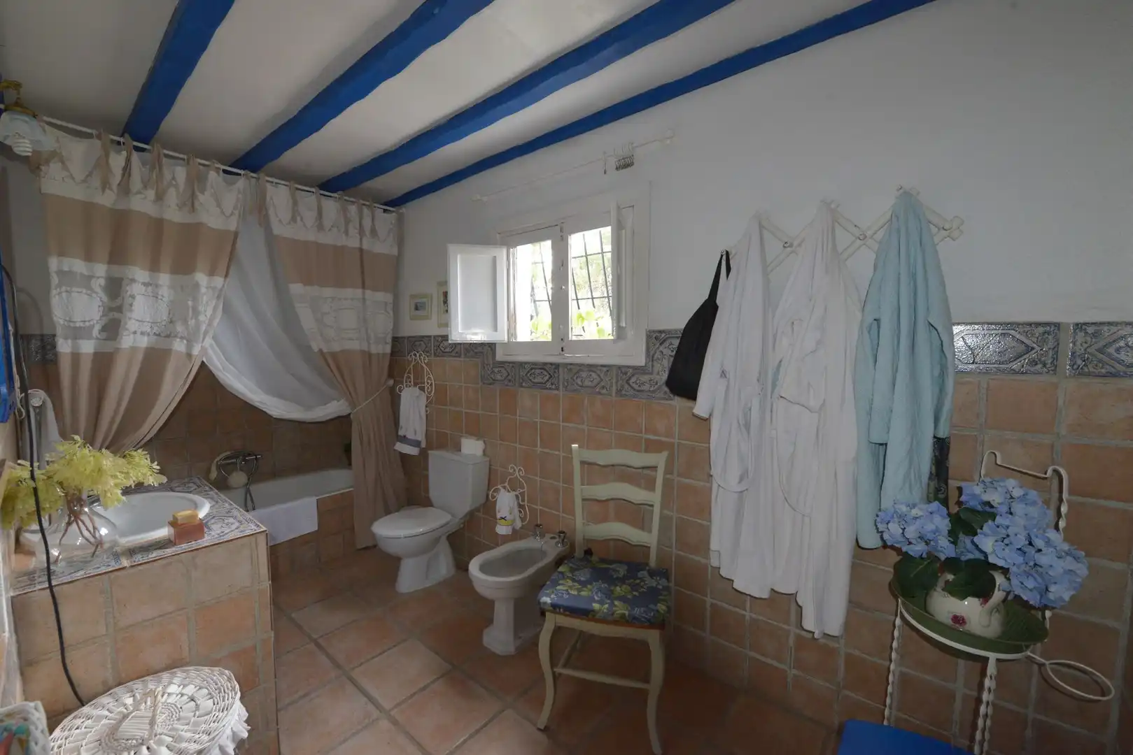 Bany de Casa o xalet en venda en Mula amb Calefacció, Jardí privat i Terrassa