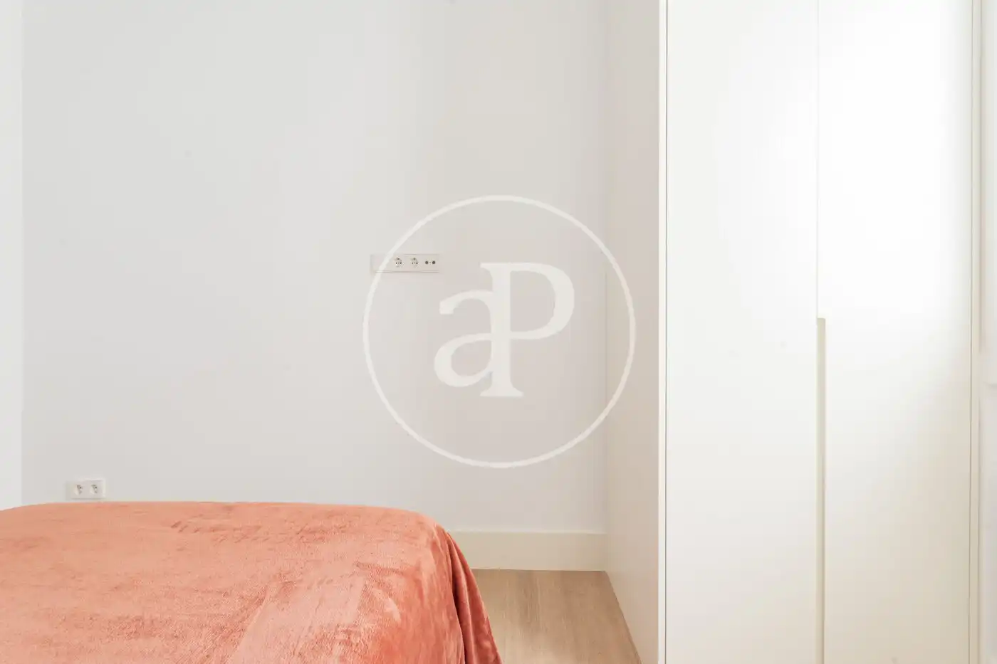 Schlafzimmer von Wohnung zum Verkauf in Madrid mit Klimaanlage, Heizung und Möbliert