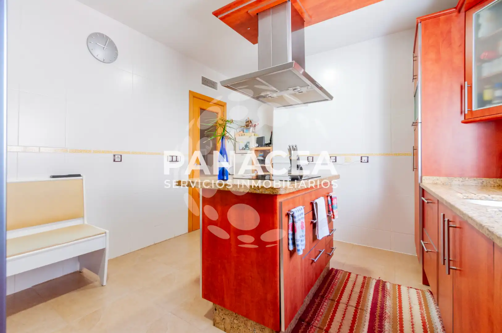 Cuina de Casa adosada en venda en Viator amb Terrassa, Moblat i Microones