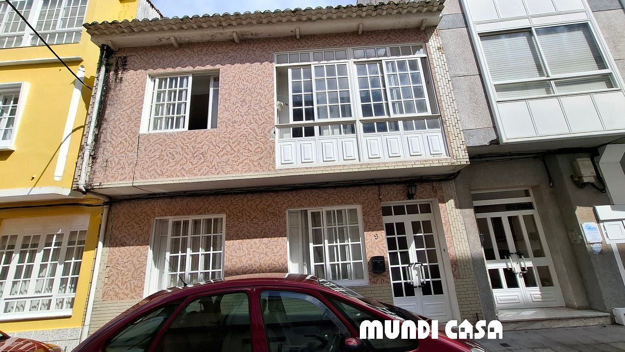 Vista exterior de Casa o xalet en venda en A Pobra do Caramiñal