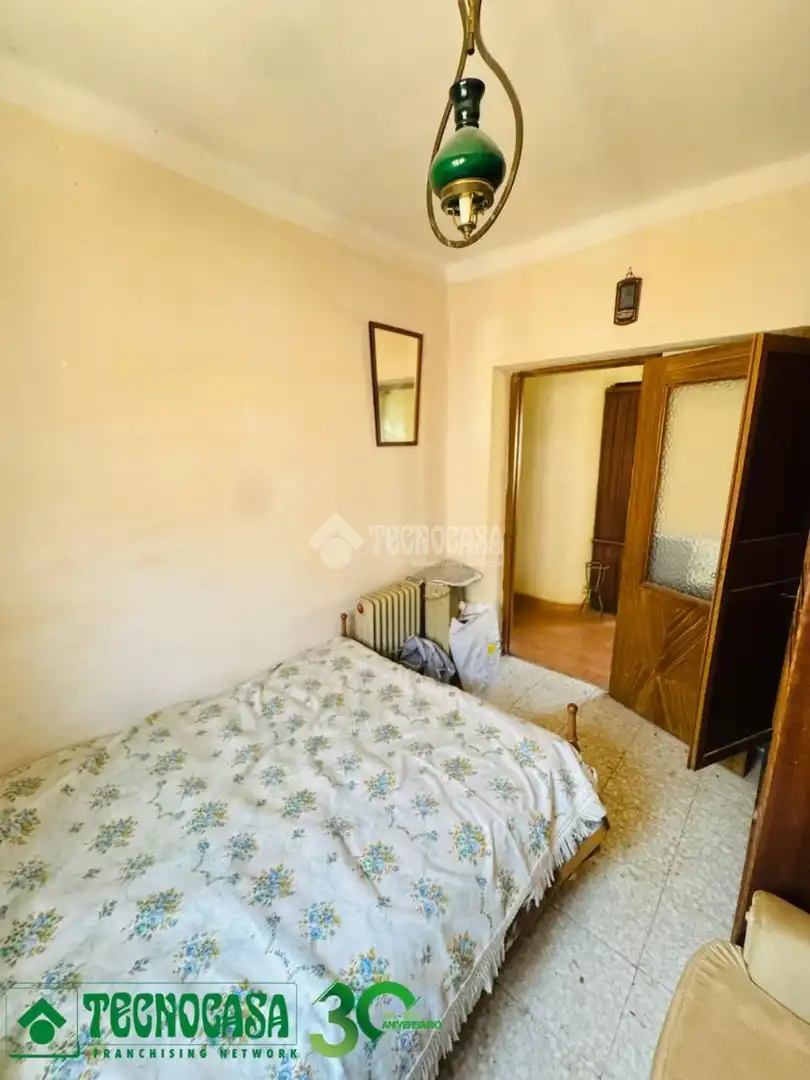 Bedroom of Flat for sale in Toledo  with Balcony