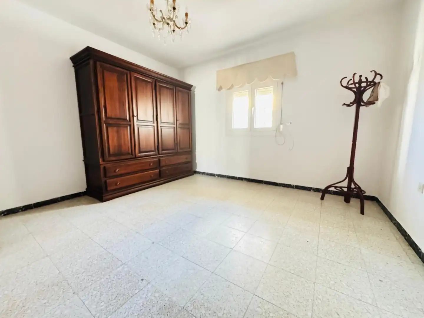Bedroom of Houses for sale in Algeciras  with Storage room