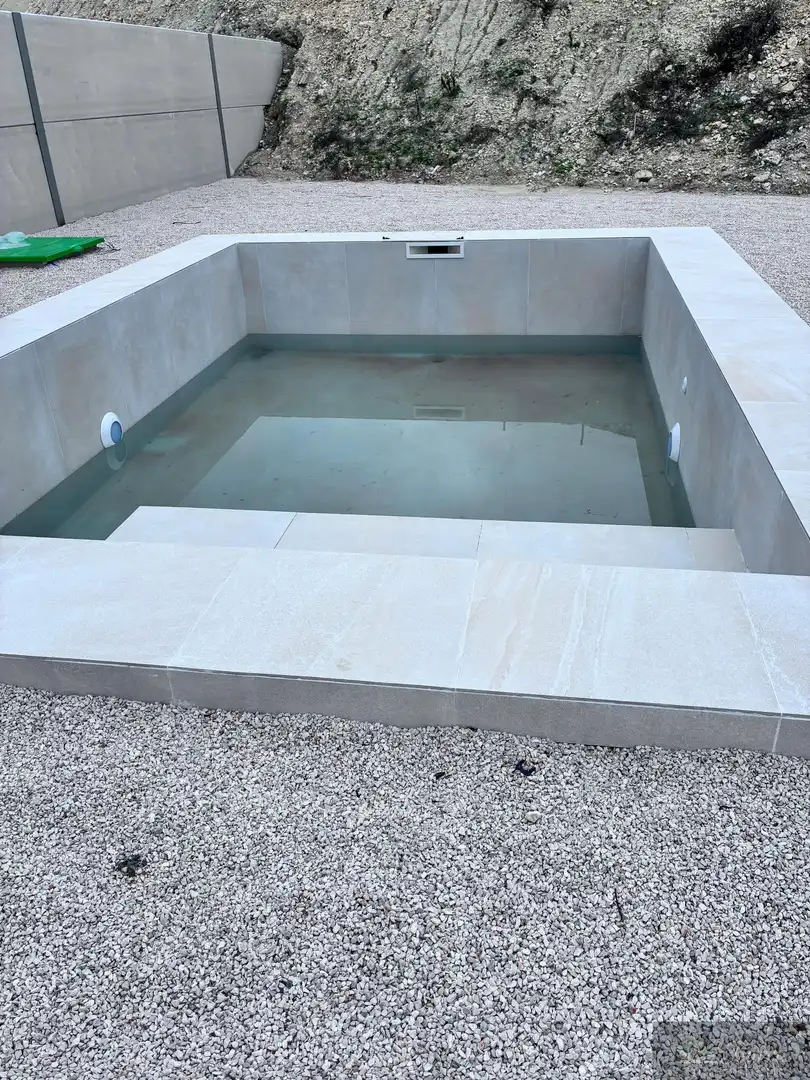 Swimming pool of Houses for sale in Lucena  with Swimming Pool