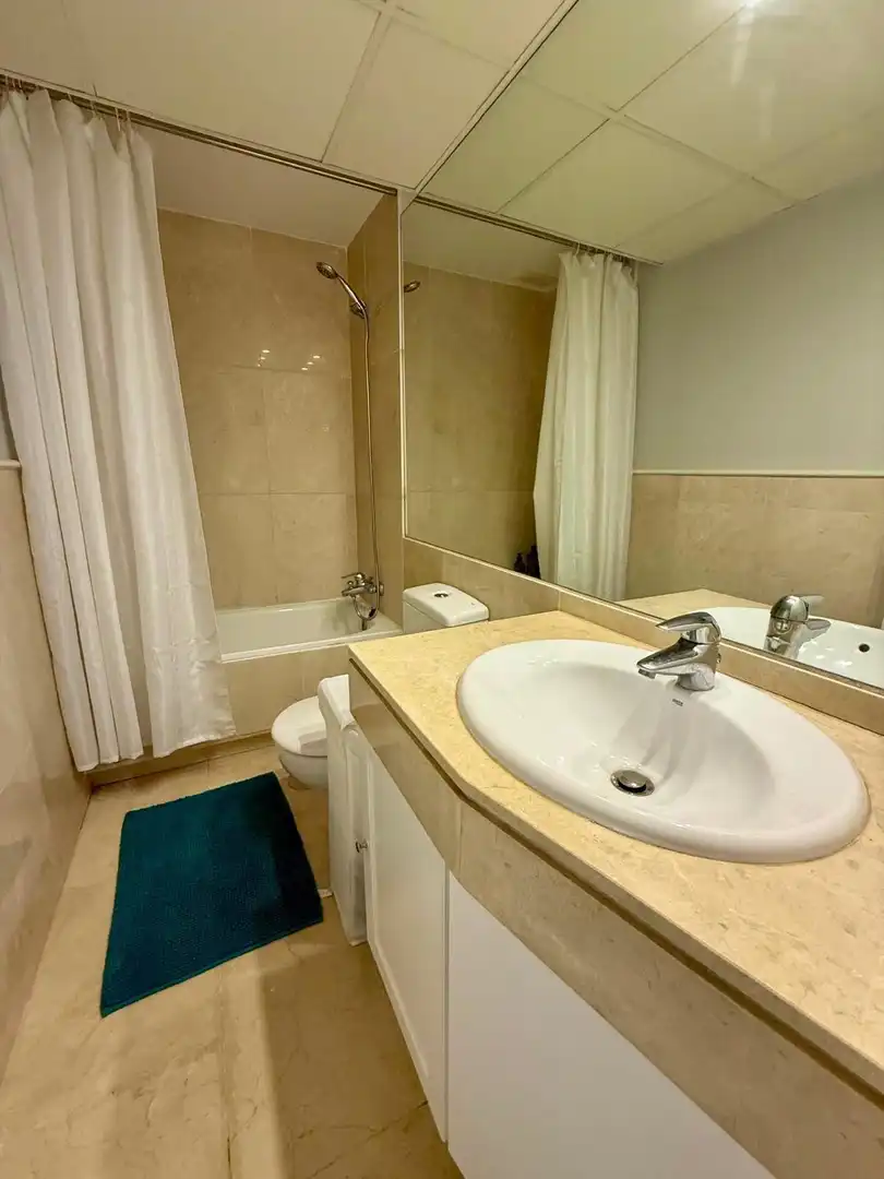 Erdgeschoss zur Miete in Puerto de Sotogrande - La Marina