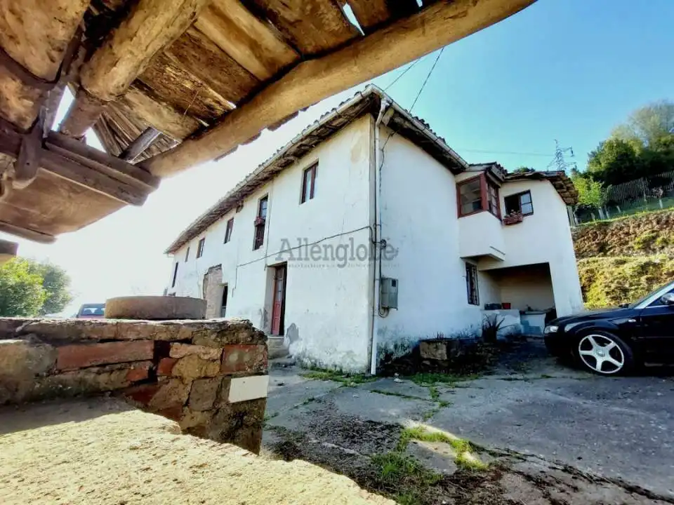 Vista exterior de Casa o chalet en venta en Llanera