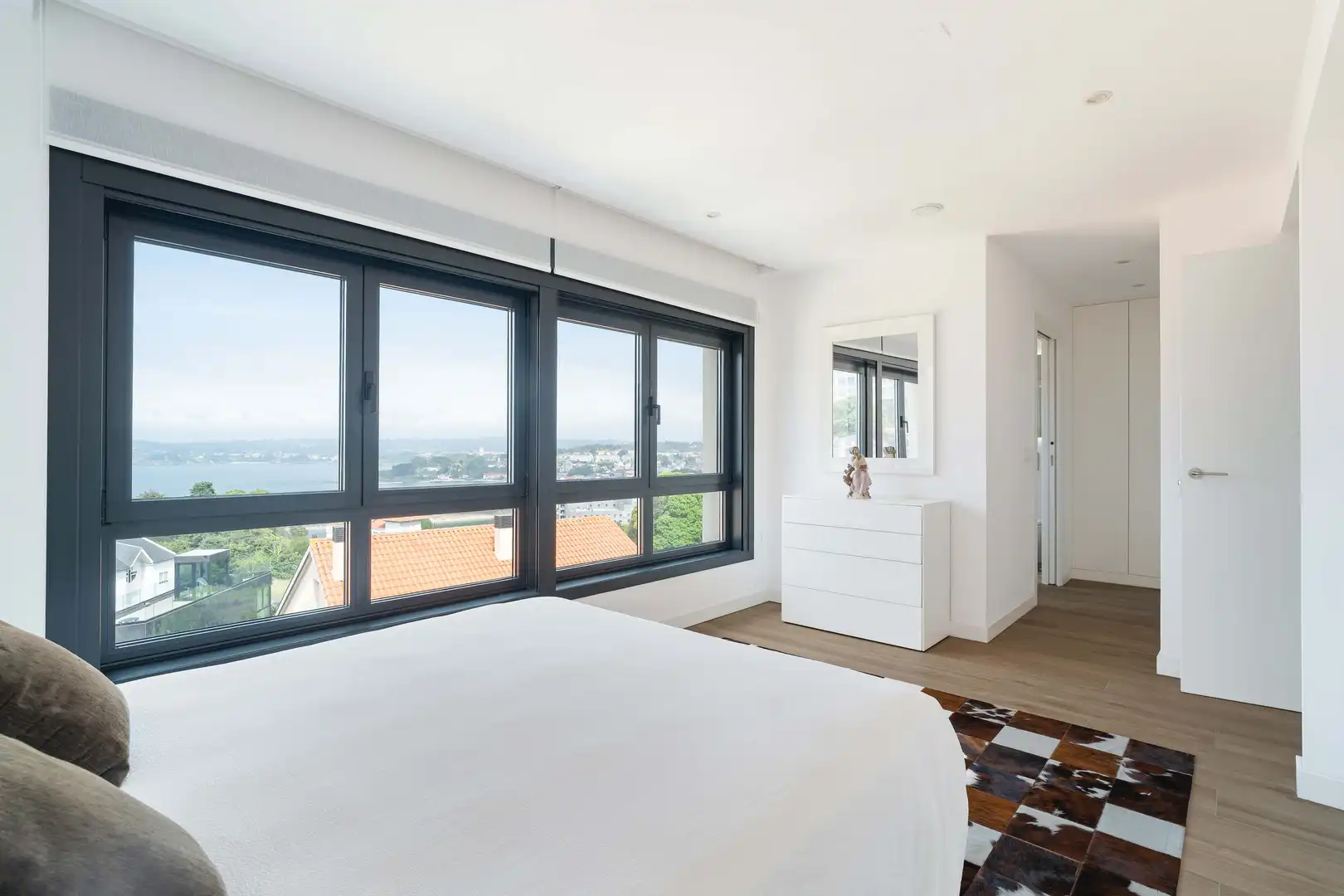 Habitación de Casa o chalet en venta en A Coruña Capital  con Calefacción y Jardín privado
