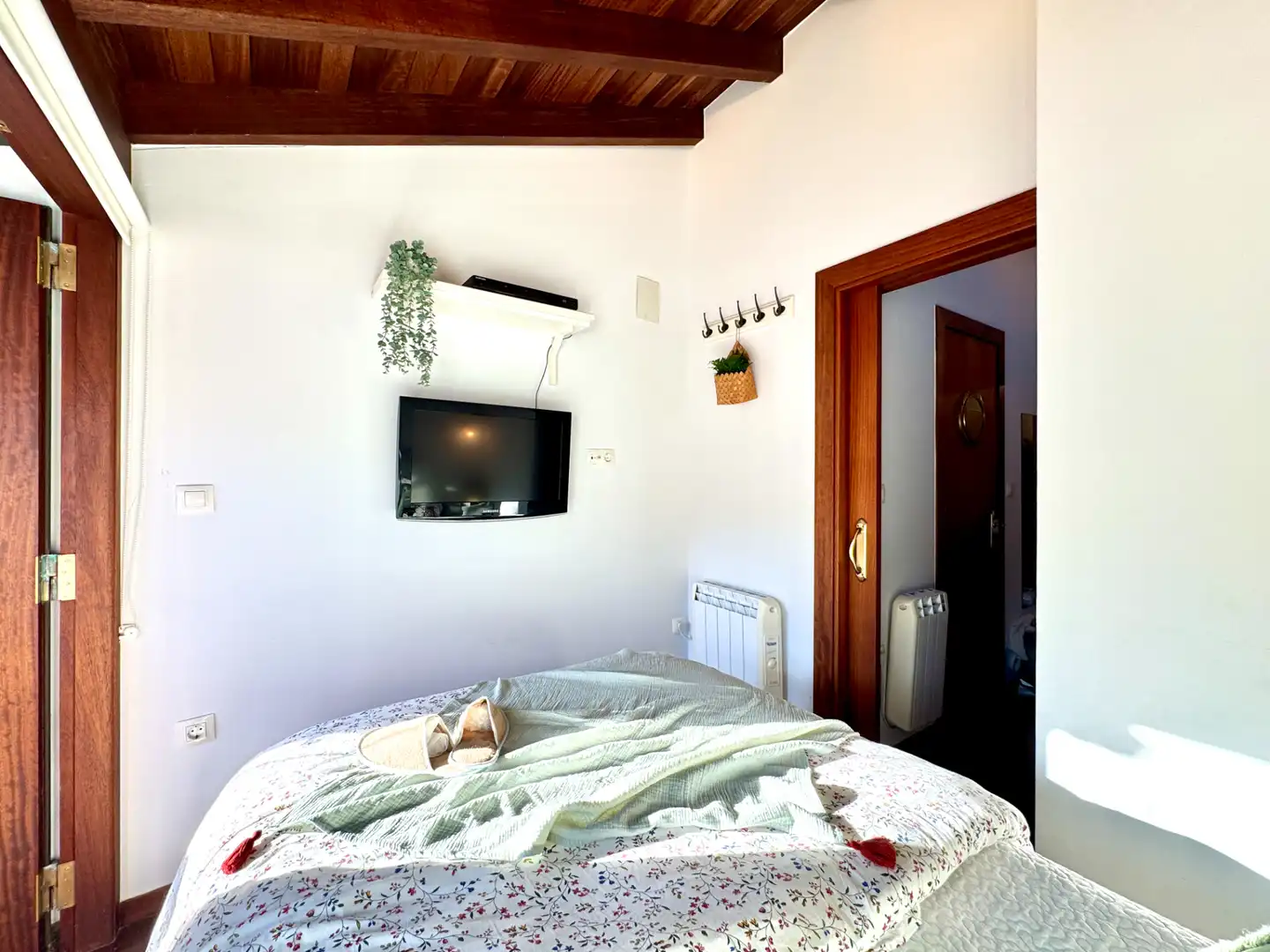 Habitación de Casa adosada en venta en Villaviciosa con Calefacción, Parquet y Amueblado