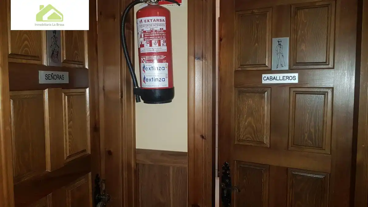 Local comercial en venda a Casco Antiguo, imagen 32