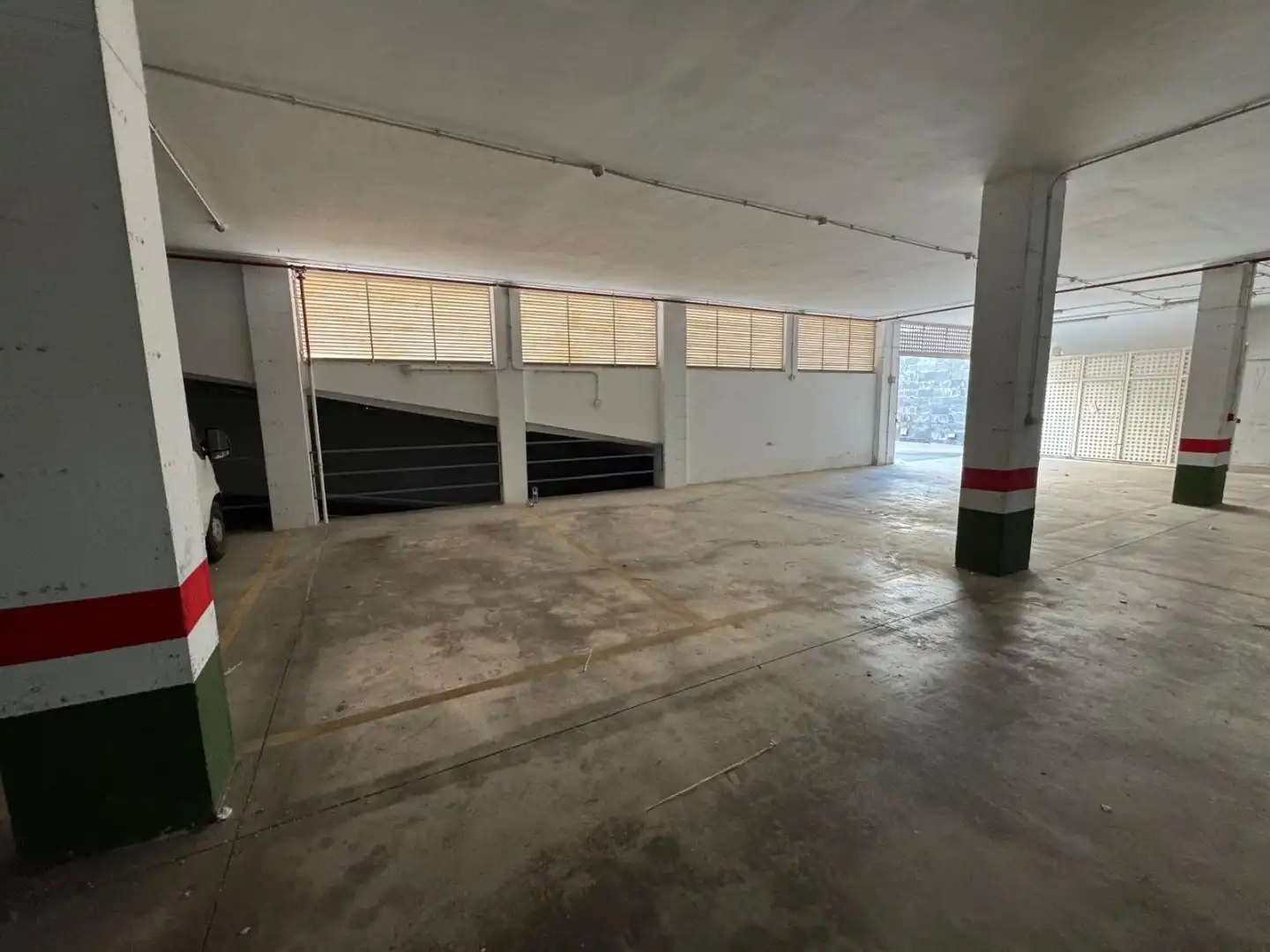 Parking of Office for rent in El Llano