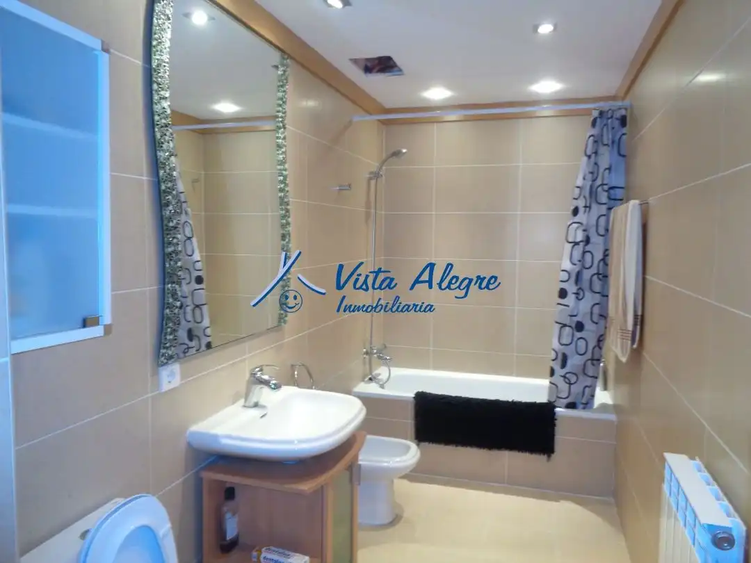 Baño de Apartamento en venta en Zarratón con Calefacción, Terraza y Trastero