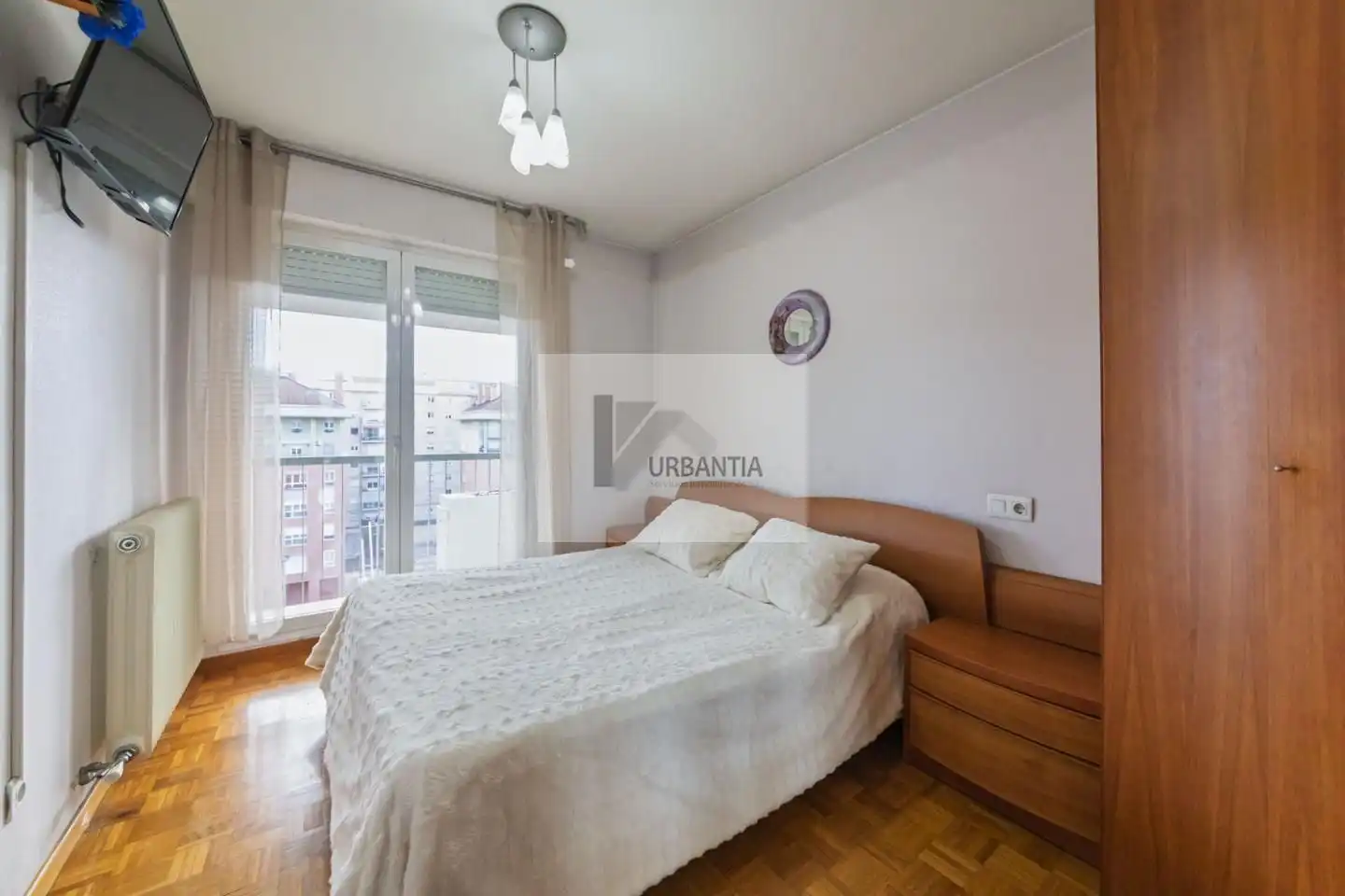 Bedroom of Flat for sale in  Pamplona / Iruña  with Heating, Parquet flooring and Terrace