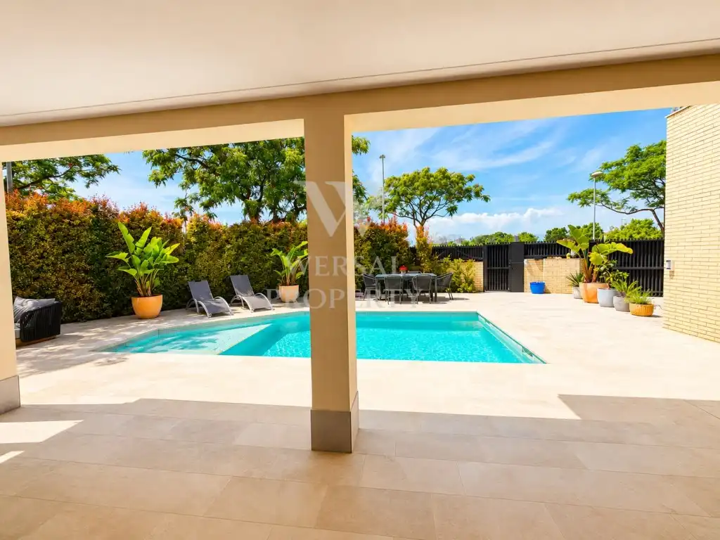 Außenansicht von Haus oder Chalet zum Verkauf in Cambrils mit Klimaanlage, Privatgarten und Terrasse