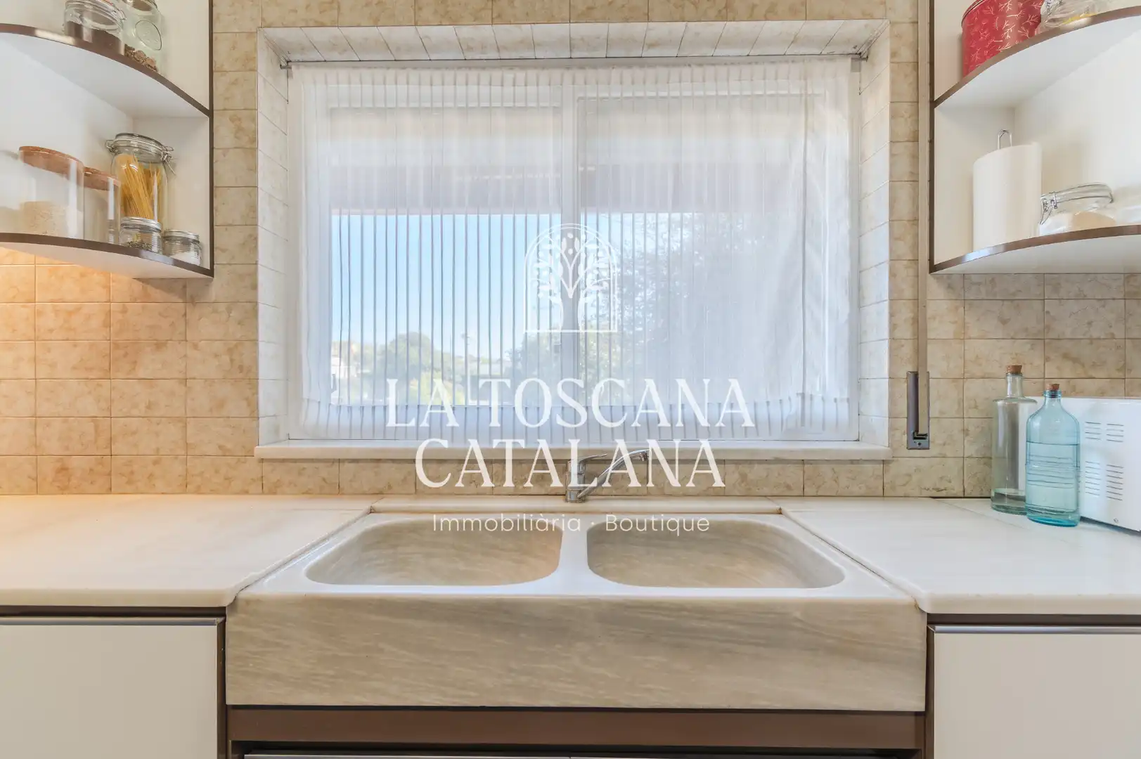Cocina de Casa o chalet en venta en Caldes de Malavella con Calefacción, Jardín privado y Parquet