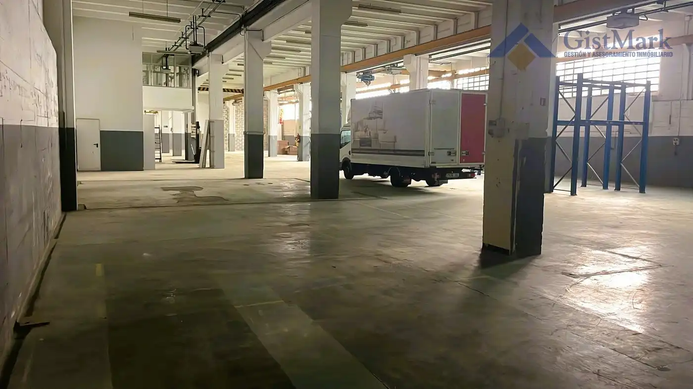 Nave industrial de alquiler en Vigo 