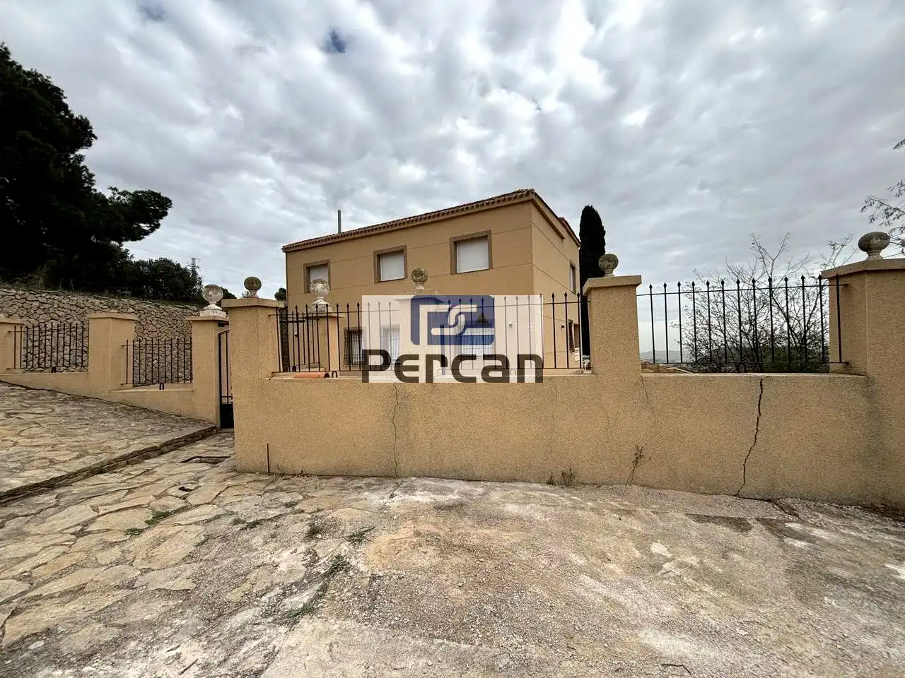 Casa rústica amb jardí de lloguer a Nuches, imagen 36