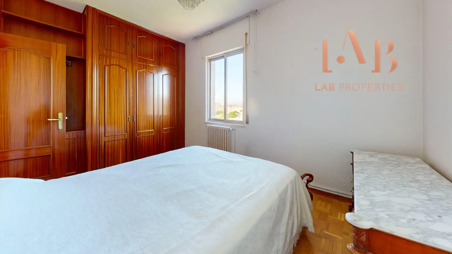 Habitación de Piso en venta en Madrid con Aire acondicionado, Calefacción y Trastero