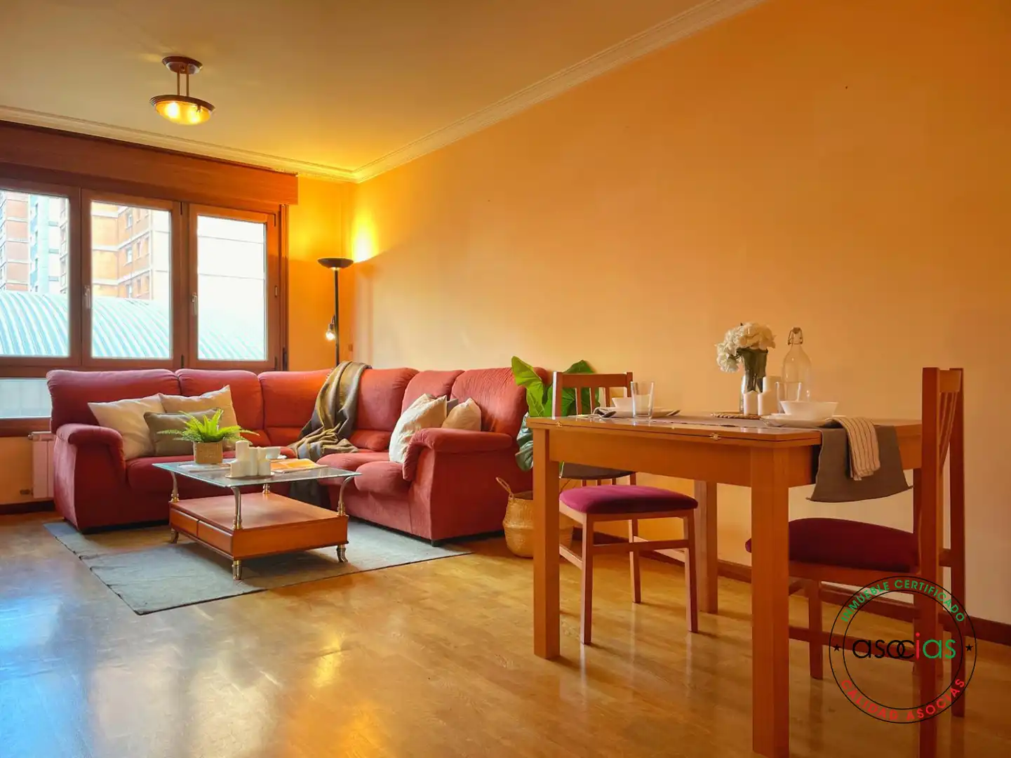 Sala de estar de Piso en venta en Gijón  con Calefacción, Parquet y Trastero