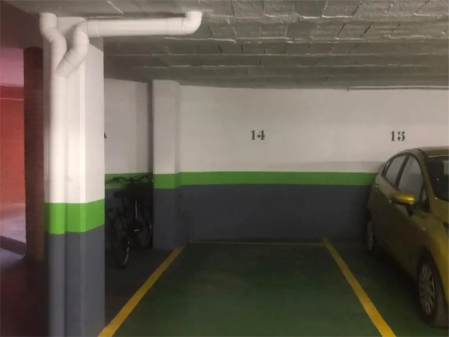 Aparcament de Garatge de lloguer en Madrid