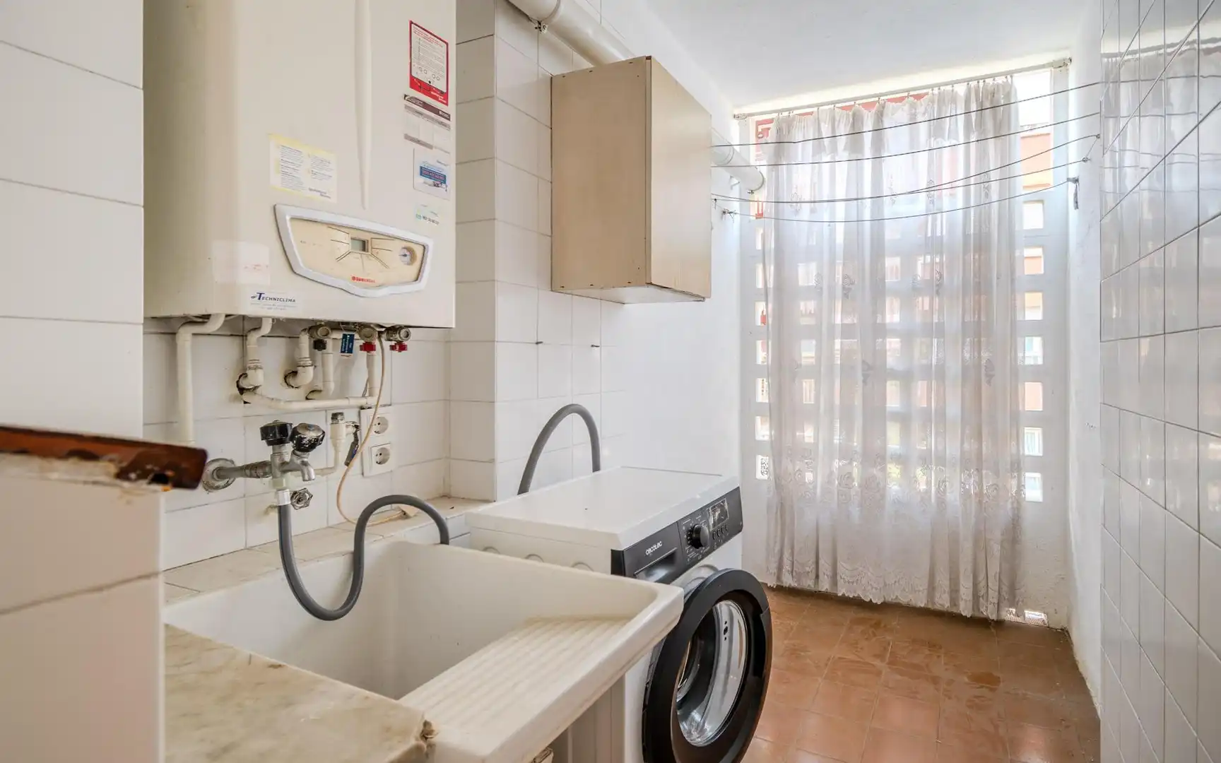 Kitchen of Flat for rent in Girona
