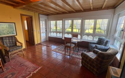 Wohnzimmer von Haus oder Chalet zum verkauf in Ferrol mit Heizung, Privatgarten und Möbliert