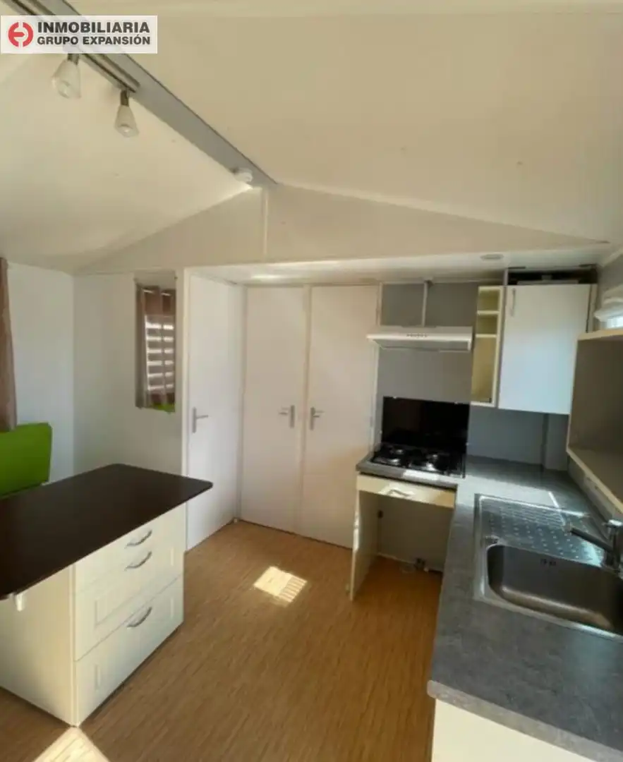 Cuina de Casa o xalet en venda en El Pinós / Pinoso amb Aire condicionat, Calefacció i Jardí privat