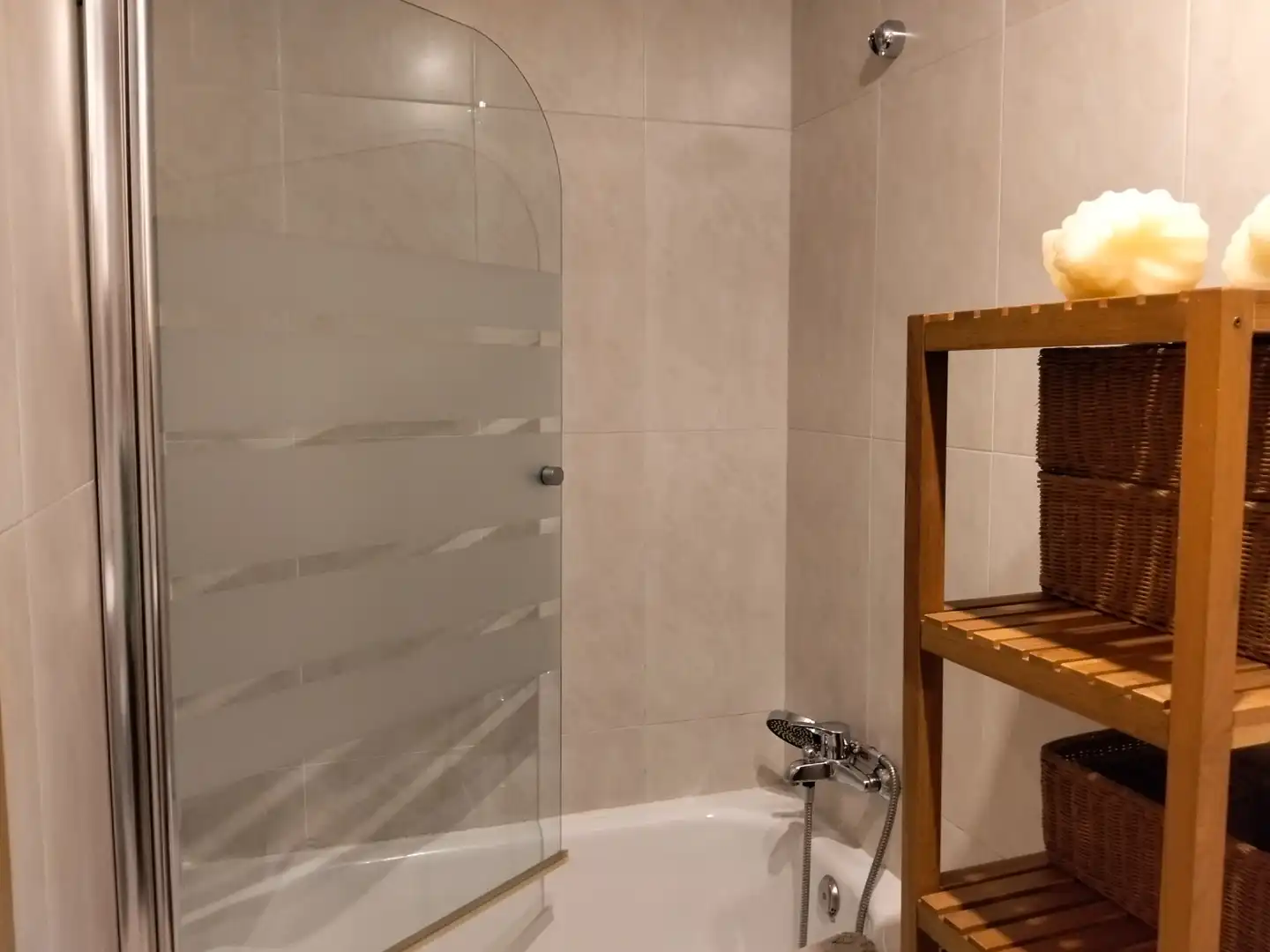 Bany de Apartament de lloguer en Málaga amb Moblat