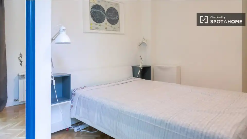 Habitación de Apartamento para compartir en Madrid con Aire acondicionado, Calefacción y Terraza